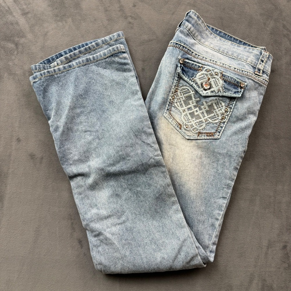 lei Ashley Lowrise Slim Bootcut Jeans Light Wash Embroidered Pockets Size 13
